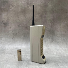 gallery/detalles de desgaste en el tapizado y en la base cromada (27)